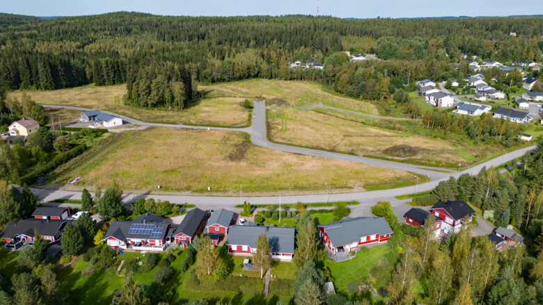 Mattilanniityn asuinaluetta dronella kuvattuna.